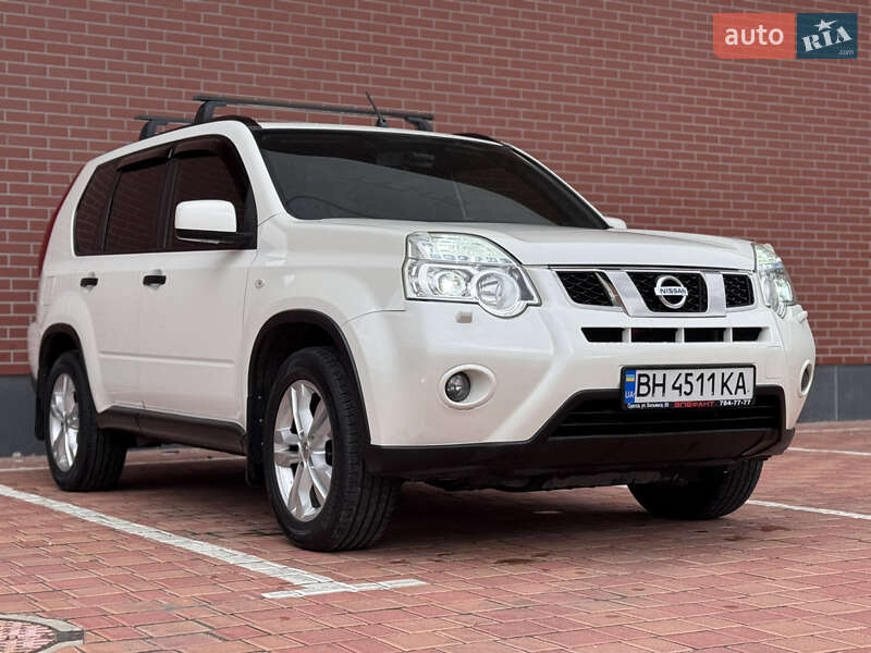 Позашляховик / Кросовер Nissan X-Trail 2011 в Одесі