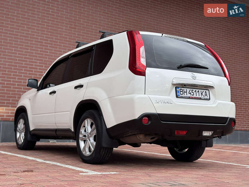 Позашляховик / Кросовер Nissan X-Trail 2011 в Одесі