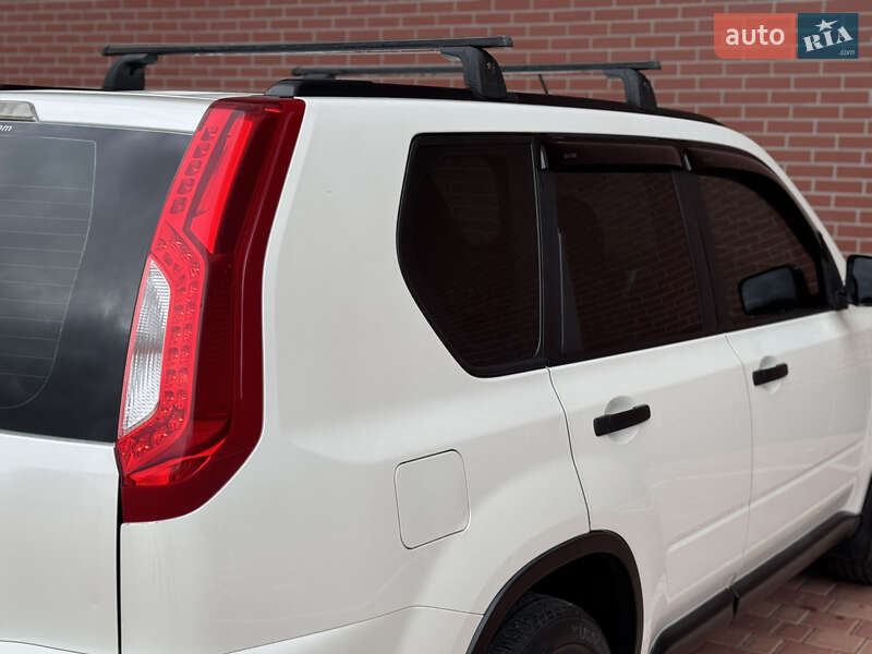 Позашляховик / Кросовер Nissan X-Trail 2011 в Одесі