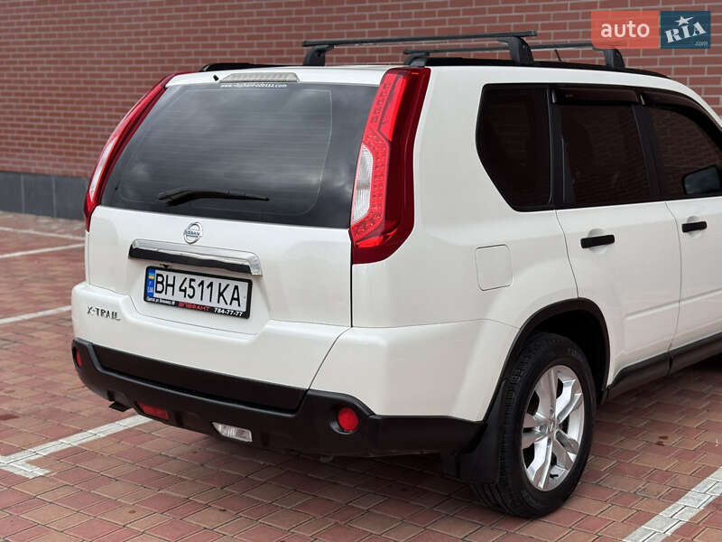 Позашляховик / Кросовер Nissan X-Trail 2011 в Одесі