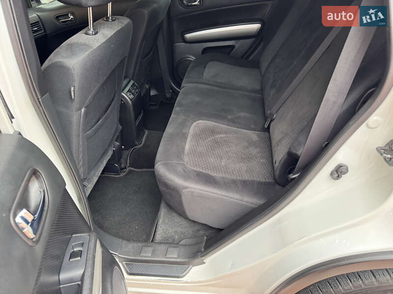 Позашляховик / Кросовер Nissan X-Trail 2011 в Одесі