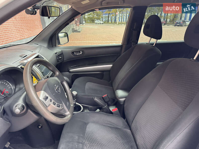 Позашляховик / Кросовер Nissan X-Trail 2011 в Одесі
