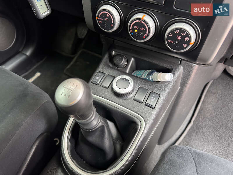 Позашляховик / Кросовер Nissan X-Trail 2011 в Одесі