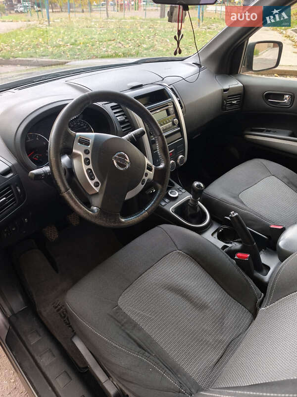 Внедорожник / Кроссовер Nissan X-Trail 2013 в Южноукраинске фото 3 Внедорожник / Кроссовер Nissan X-Trail 2013 в Южноукраинске