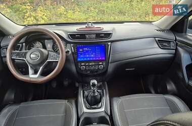 Внедорожник / Кроссовер Nissan X-Trail 2020 в 