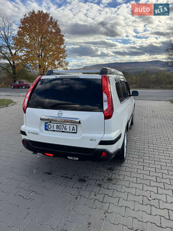 Позашляховик / Кросовер Nissan X-Trail 2013 в Тячеві