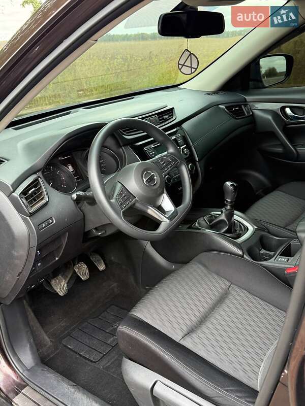 Внедорожник / Кроссовер Nissan X-Trail 2018 в Володарке