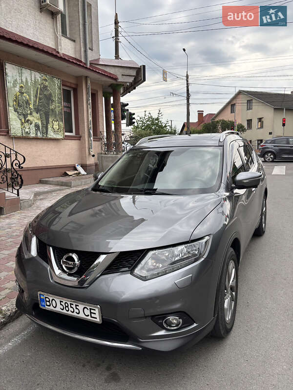 Позашляховик / Кросовер Nissan X-Trail 2016 в Тернополі фото 5 Позашляховик / Кросовер Nissan X-Trail 2016 в Тернополі
