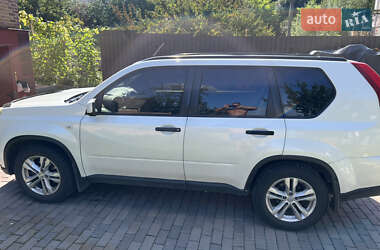 Внедорожник / Кроссовер Nissan X-Trail 2011 в 