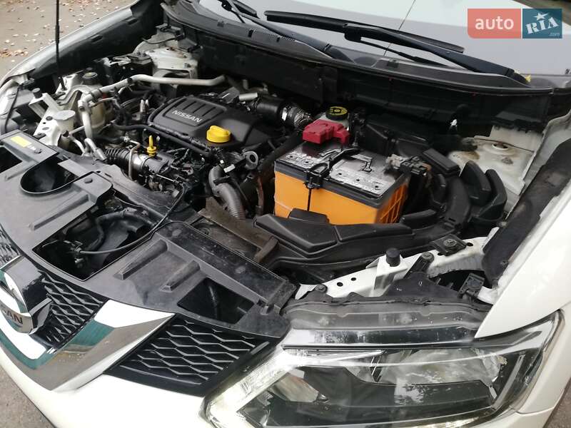 Позашляховик / Кросовер Nissan X-Trail 2016 в Києві фото 31 Позашляховик / Кросовер Nissan X-Trail 2016 в Києві