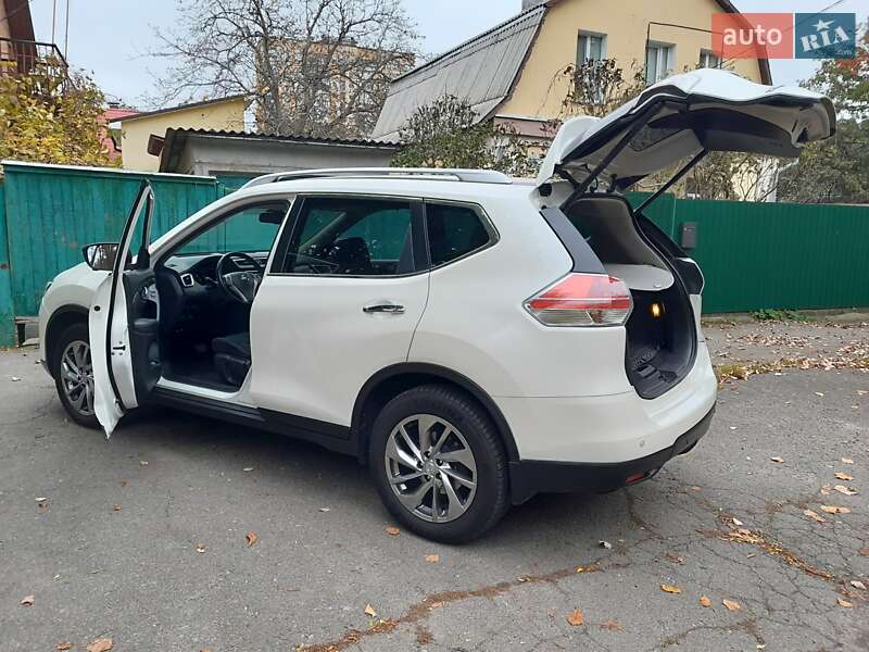 Позашляховик / Кросовер Nissan X-Trail 2016 в Києві фото 17 Позашляховик / Кросовер Nissan X-Trail 2016 в Києві