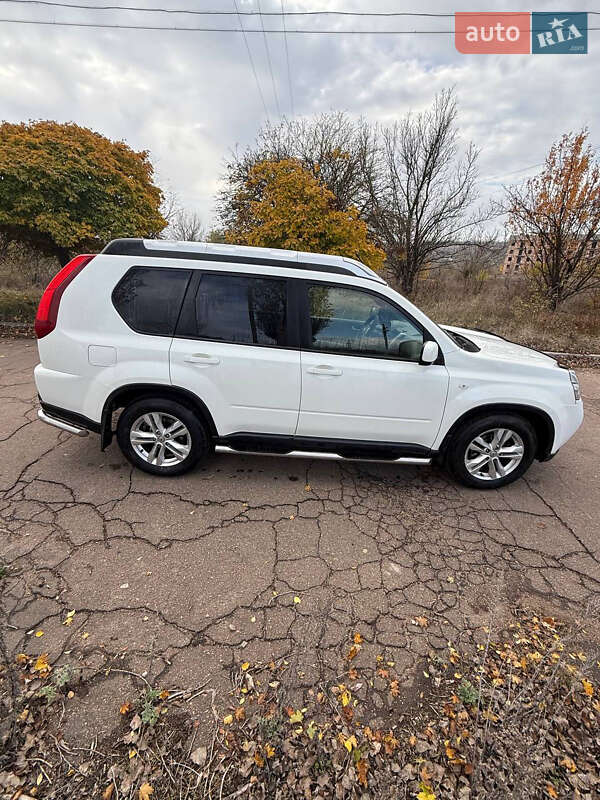 Внедорожник / Кроссовер Nissan X-Trail 2013 в Киеве фото 3 Внедорожник / Кроссовер Nissan X-Trail 2013 в Киеве
