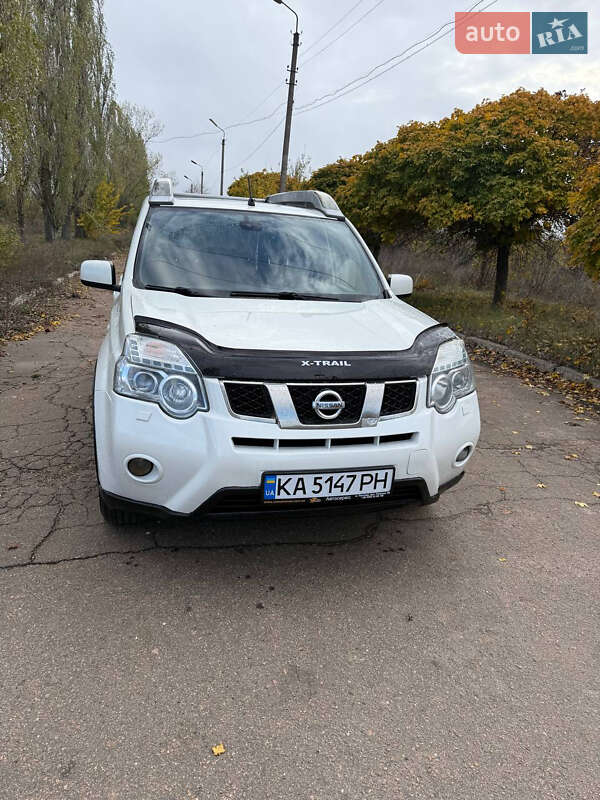 Внедорожник / Кроссовер Nissan X-Trail 2013 в Киеве фото 2 Внедорожник / Кроссовер Nissan X-Trail 2013 в Киеве
