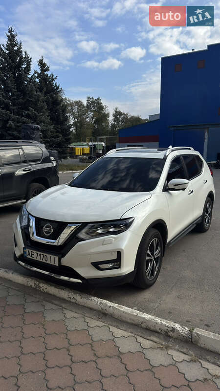 Внедорожник / Кроссовер Nissan X-Trail 2020 в Днепре