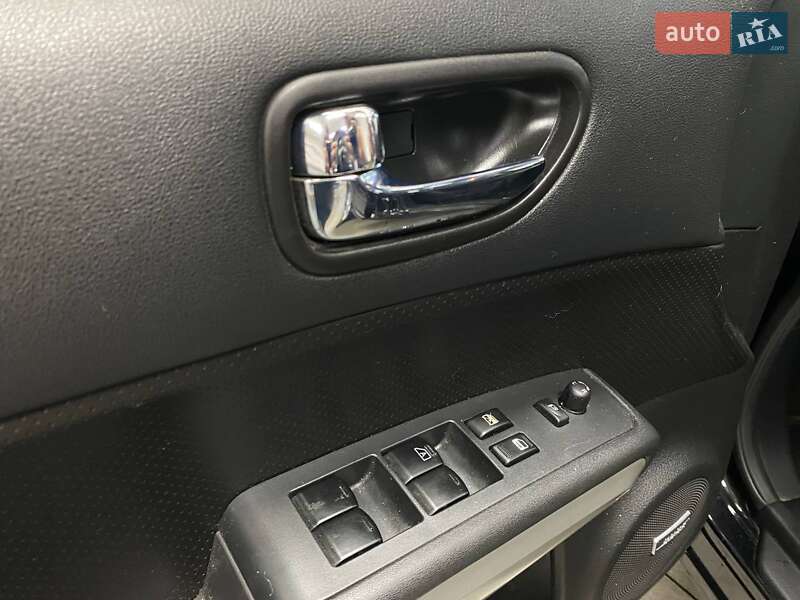 Внедорожник / Кроссовер Nissan X-Trail 2012 в Киеве