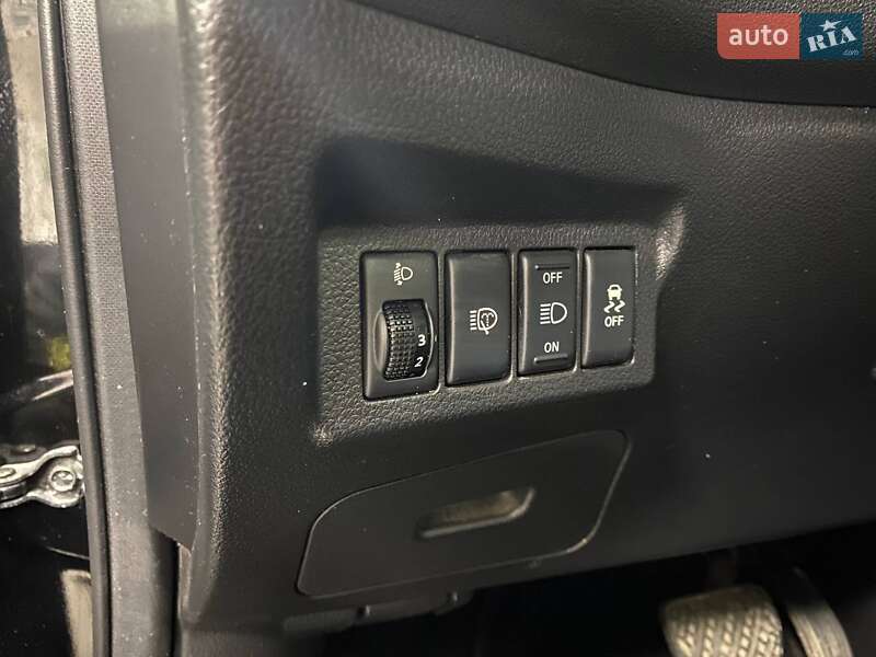 Внедорожник / Кроссовер Nissan X-Trail 2012 в Киеве