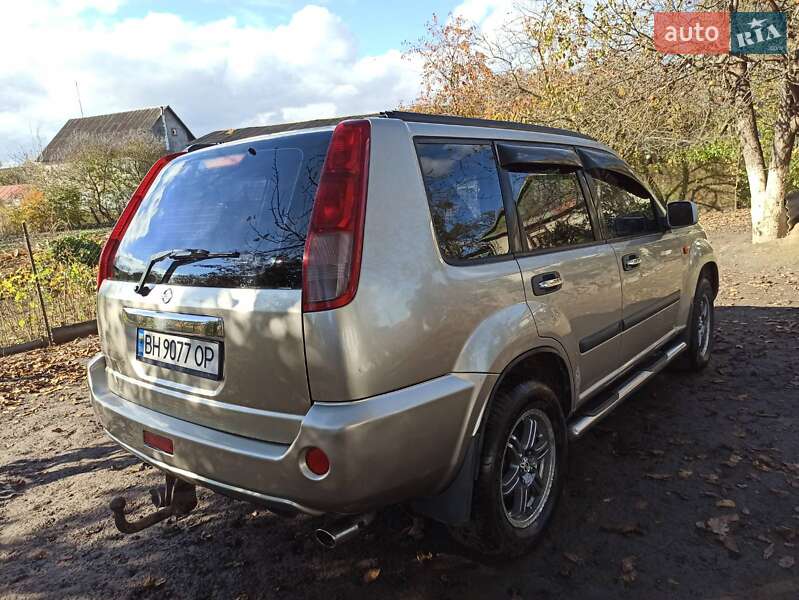 Позашляховик / Кросовер Nissan X-Trail 2006 в Ізяславі