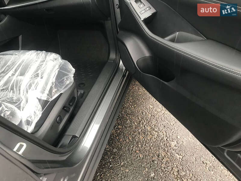 Внедорожник / Кроссовер Nissan X-Trail 2025 в Киеве