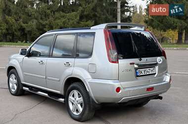 Внедорожник / Кроссовер Nissan X-Trail 2003 в  фото 21 Внедорожник / Кроссовер Nissan X-Trail 2003 в