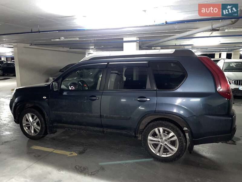 Внедорожник / Кроссовер Nissan X-Trail 2013 в Киеве фото 2 Внедорожник / Кроссовер Nissan X-Trail 2013 в Киеве