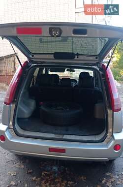 Позашляховик / Кросовер Nissan X-Trail 2006 в Чернігові