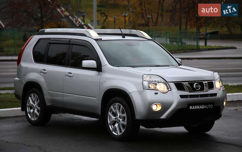 Позашляховик / Кросовер Nissan X-Trail 2012 в Харкові