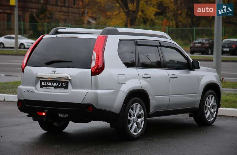 Позашляховик / Кросовер Nissan X-Trail 2012 в Харкові