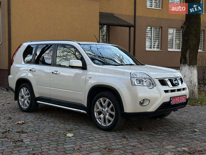 Позашляховик / Кросовер Nissan X-Trail 2013 в Тячеві фото 4 Позашляховик / Кросовер Nissan X-Trail 2013 в Тячеві