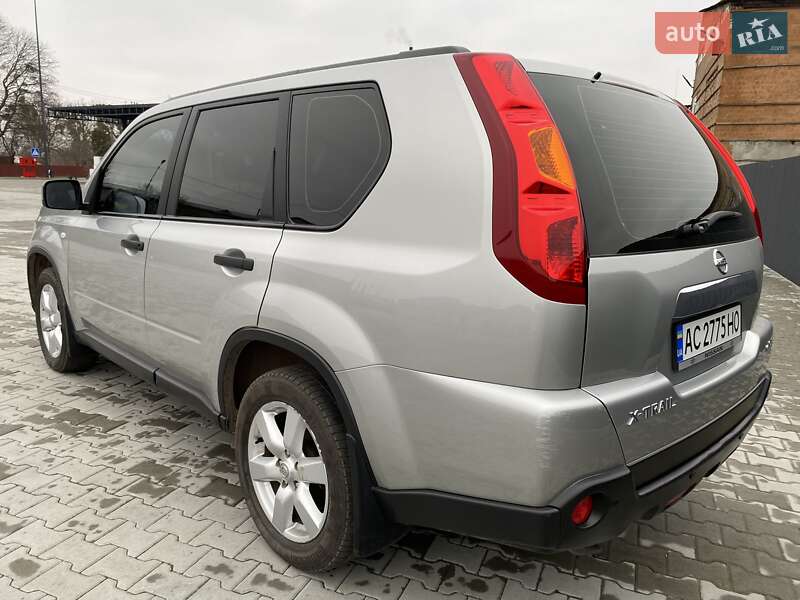 Внедорожник / Кроссовер Nissan X-Trail 2008 в Нововолынске