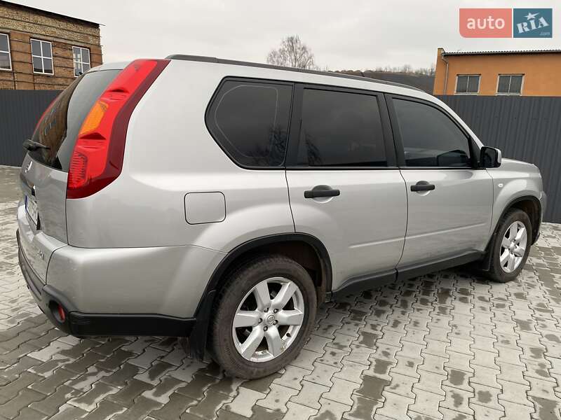 Внедорожник / Кроссовер Nissan X-Trail 2008 в Нововолынске
