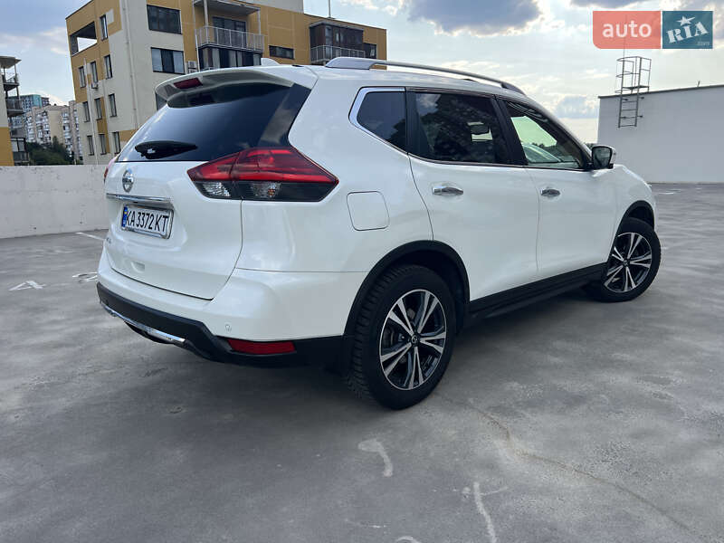 Внедорожник / Кроссовер Nissan X-Trail 2018 в Киеве