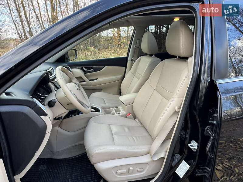 Позашляховик / Кросовер Nissan X-Trail 2017 в Бердичеві