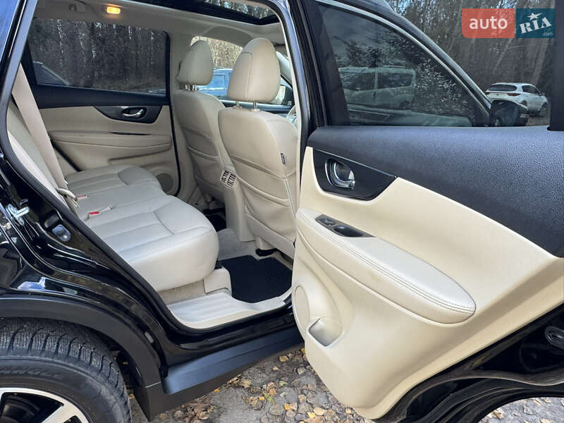 Позашляховик / Кросовер Nissan X-Trail 2017 в Бердичеві