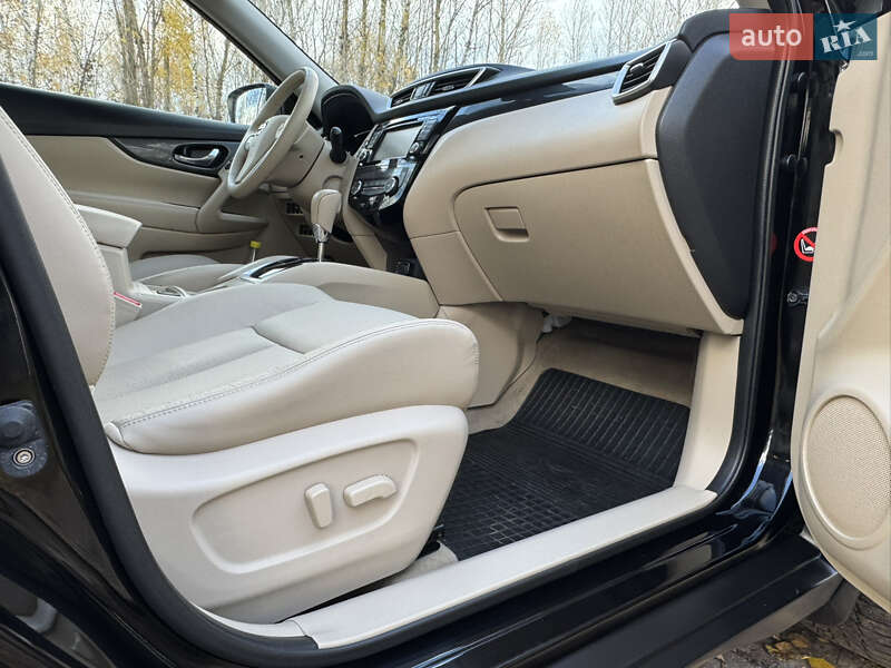 Позашляховик / Кросовер Nissan X-Trail 2017 в Бердичеві