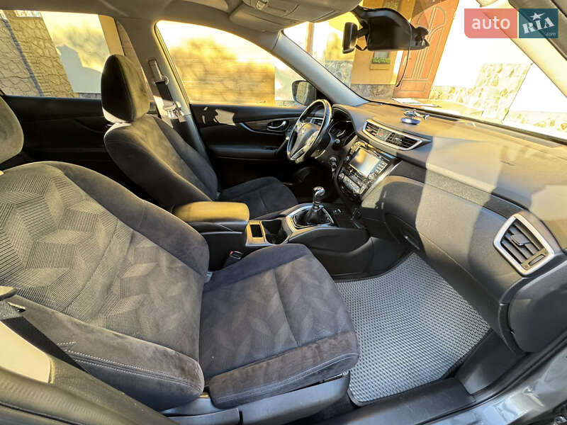 Внедорожник / Кроссовер Nissan X-Trail 2015 в Львове фото 20 Внедорожник / Кроссовер Nissan X-Trail 2015 в Львове