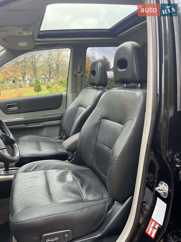 Позашляховик / Кросовер Nissan X-Trail 2004 в Броварах