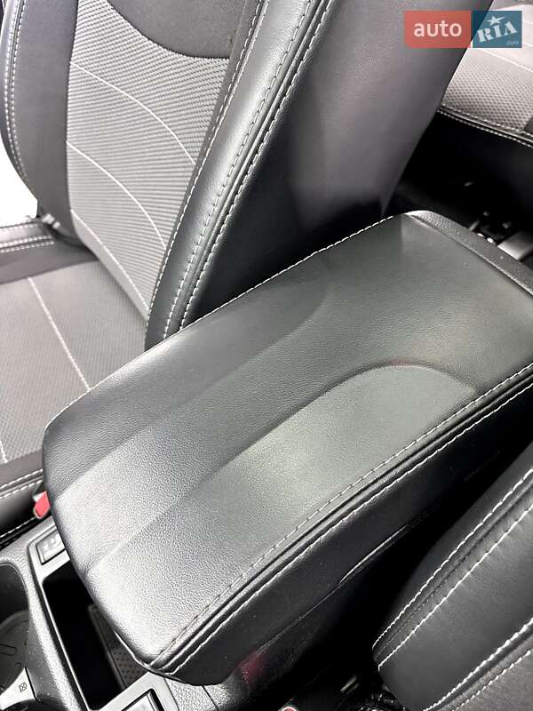 Внедорожник / Кроссовер Nissan X-Trail 2017 в Тернополе