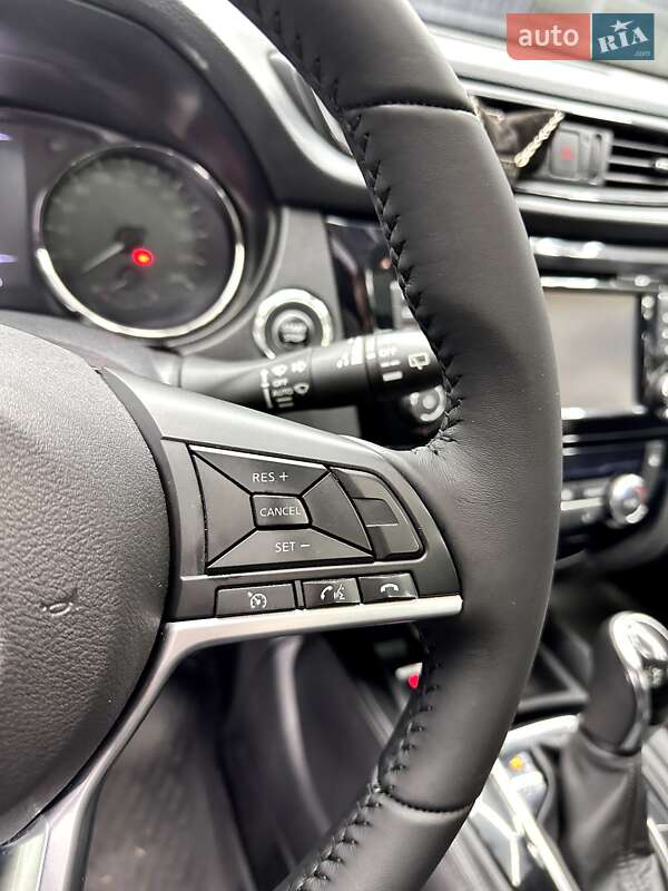 Внедорожник / Кроссовер Nissan X-Trail 2017 в Тернополе