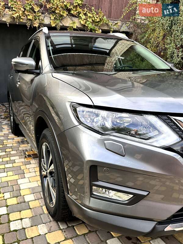 Внедорожник / Кроссовер Nissan X-Trail 2017 в Тернополе