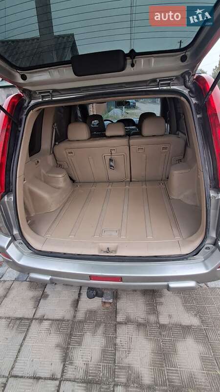 Внедорожник / Кроссовер Nissan X-Trail 2004 в Бердичеве