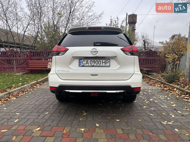 Внедорожник / Кроссовер Nissan X-Trail 2018 в Чернобае