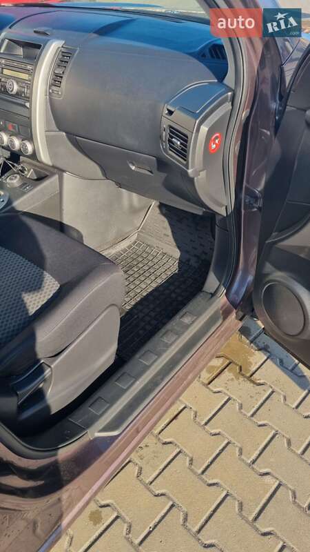 Внедорожник / Кроссовер Nissan X-Trail 2009 в Киеве