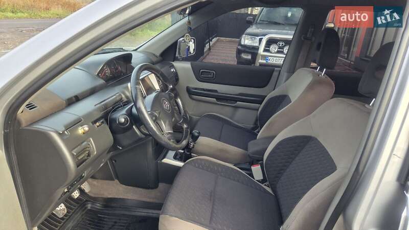 Внедорожник / Кроссовер Nissan X-Trail 2004 в Тячеве фото 8 Внедорожник / Кроссовер Nissan X-Trail 2004 в Тячеве