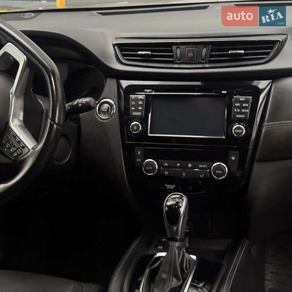 Внедорожник / Кроссовер Nissan X-Trail 2018 в Львове фото 9 Внедорожник / Кроссовер Nissan X-Trail 2018 в Львове