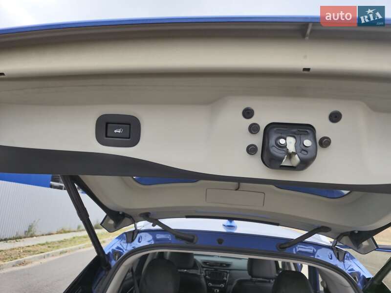 Внедорожник / Кроссовер Nissan X-Trail 2018 в Измаиле фото 12 Внедорожник / Кроссовер Nissan X-Trail 2018 в Измаиле