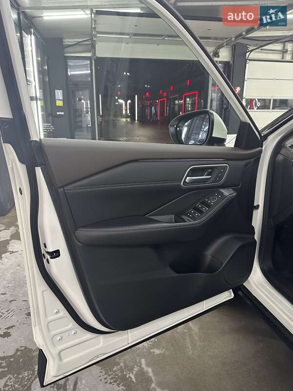 Внедорожник / Кроссовер Nissan X-Trail 2023 в Ровно фото 13 Внедорожник / Кроссовер Nissan X-Trail 2023 в Ровно