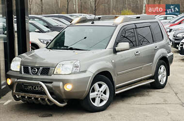 Внедорожник / Кроссовер Nissan X-Trail 2004 в Харькове
