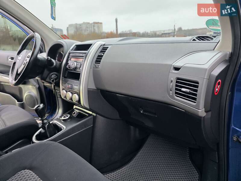 Позашляховик / Кросовер Nissan X-Trail 2007 в Хмельницькому