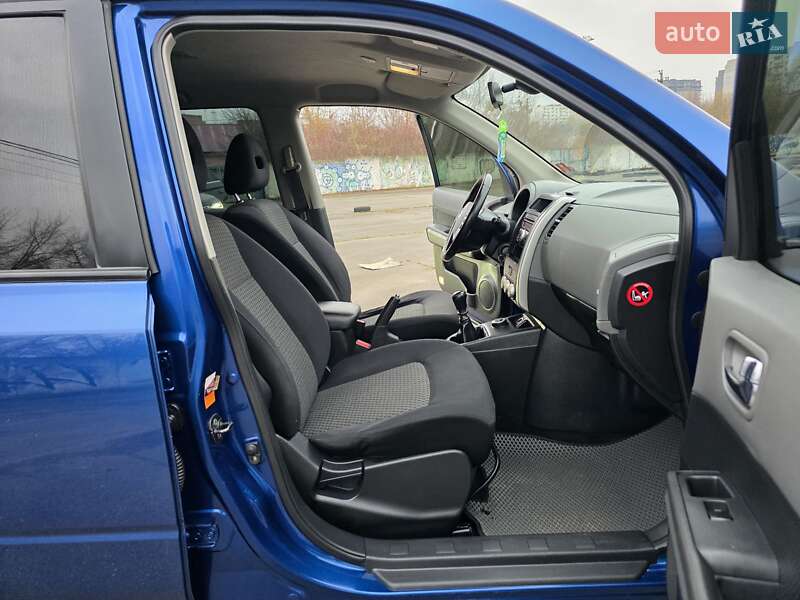 Позашляховик / Кросовер Nissan X-Trail 2007 в Хмельницькому