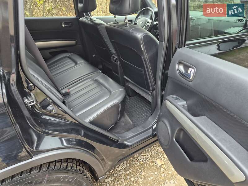 Внедорожник / Кроссовер Nissan X-Trail 2011 в Черновцах